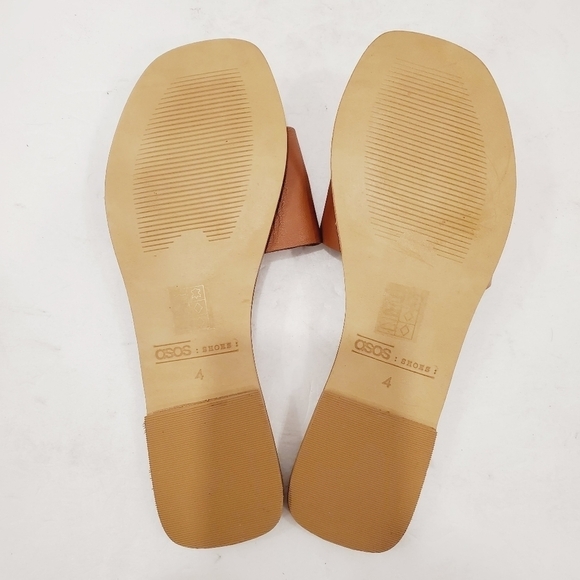 NEW ASOS DESIGN Wide Leather Flat Sandals in Tan Color - Picture 2 of 5